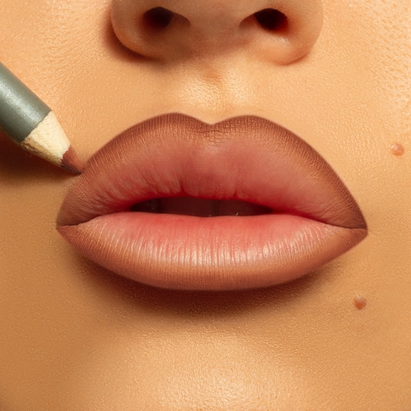 KAB Cosmetics Lip Liner in Cosmopolitan & Sharpener Duo - Picture 4 of 10